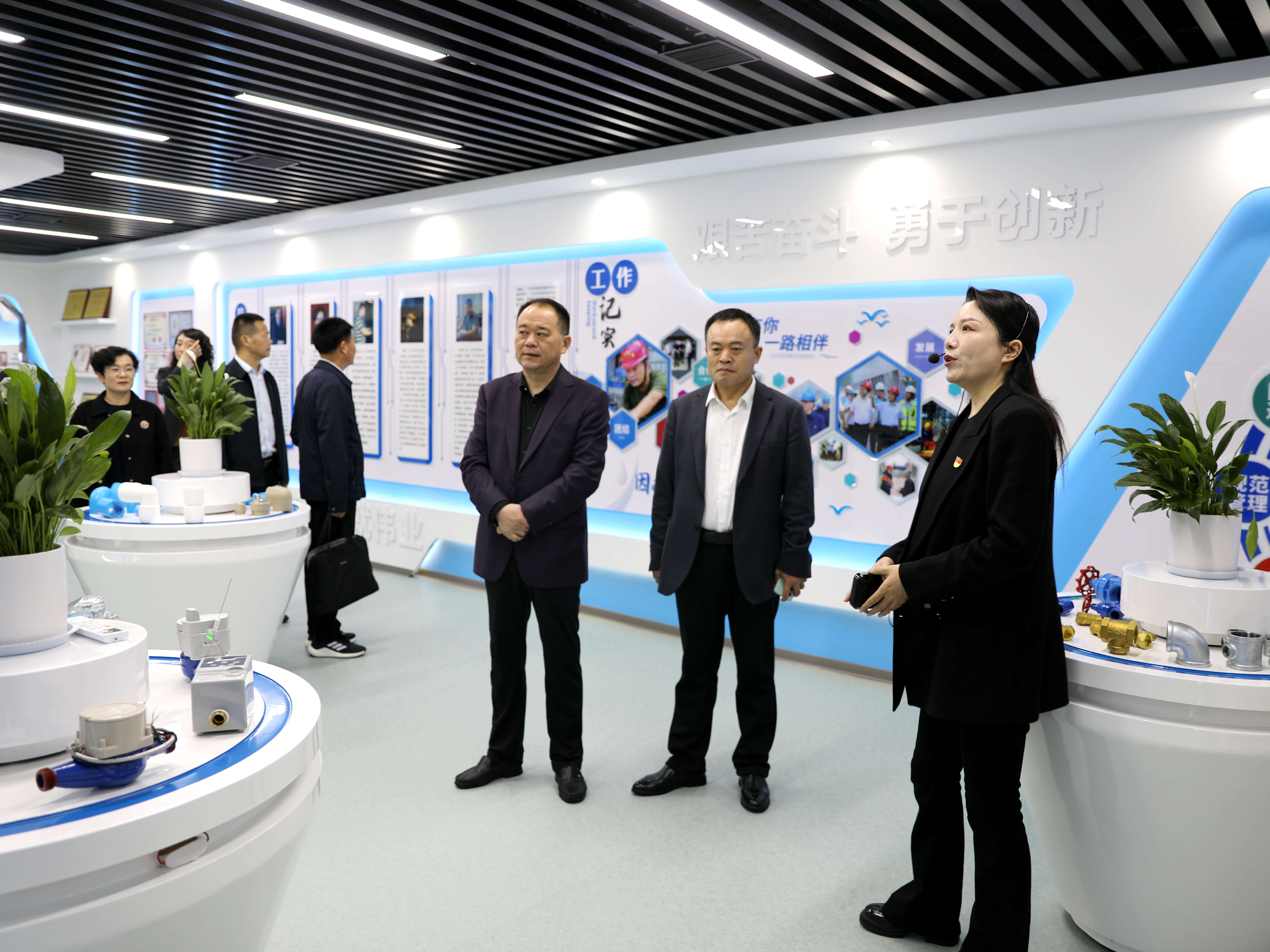 1762851691a623000.jpg 1762851691a623000.jpg